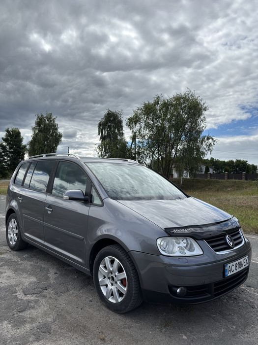 Volkswagen Touran