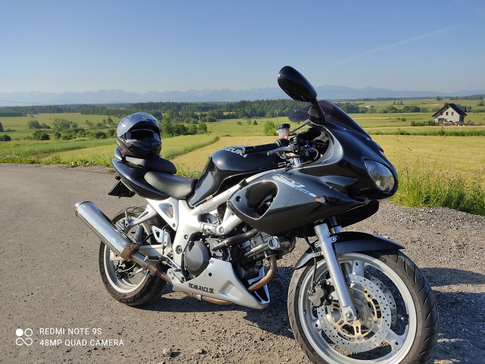 Suzuki SV650S -- 2002 r. 32000 km