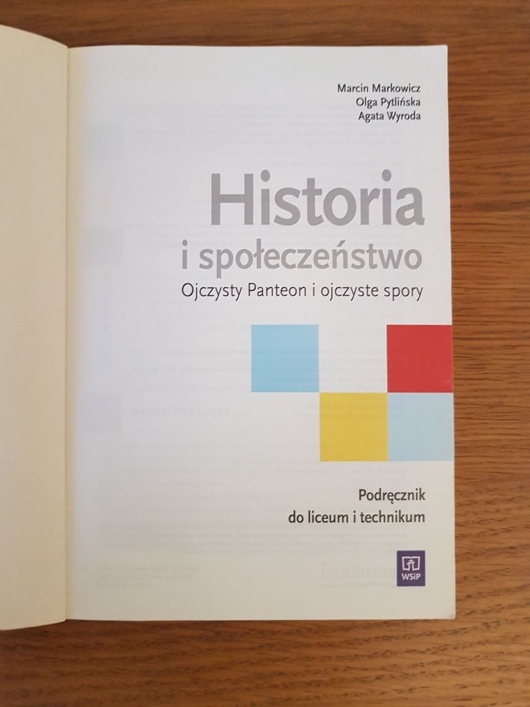 Historia i społeczeństwo Ojczysty Panteon i ojczyste spory