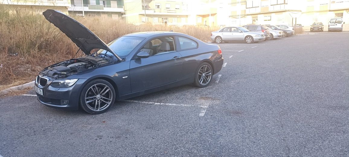 BMW 320 coupé e92