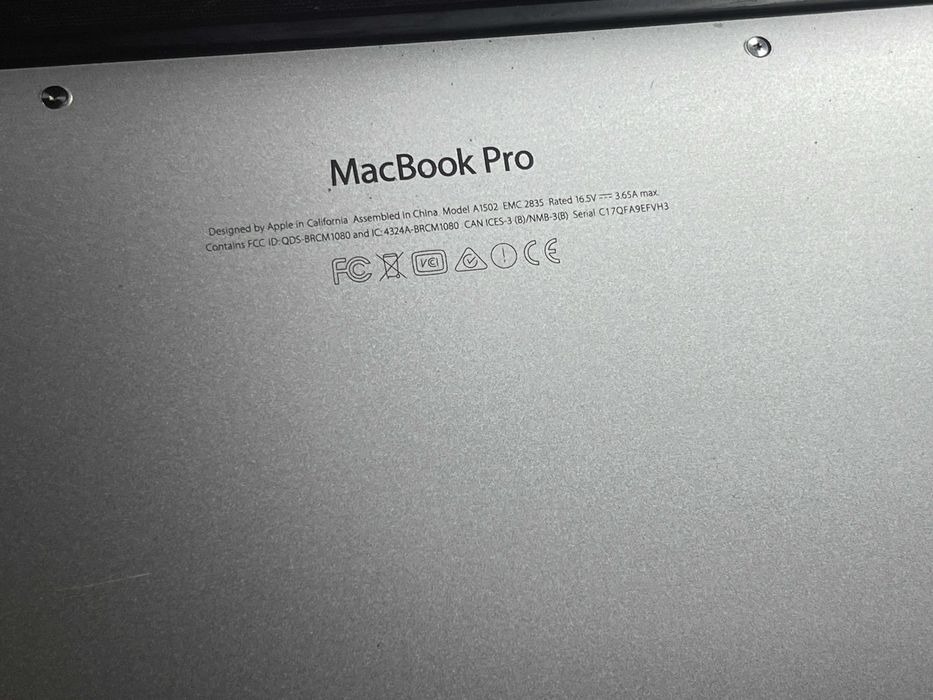 Продам MacBook Pro 13,3 (2015 року) б/у