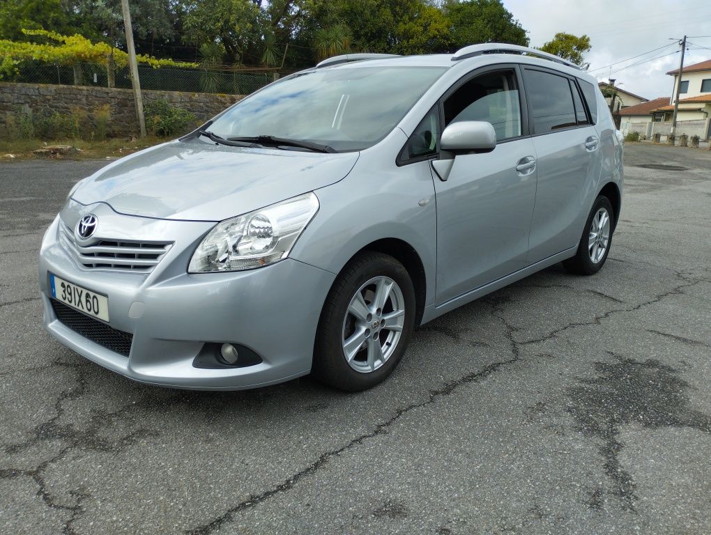 Toyota Verso 7 lugares 2.0D4D 2010