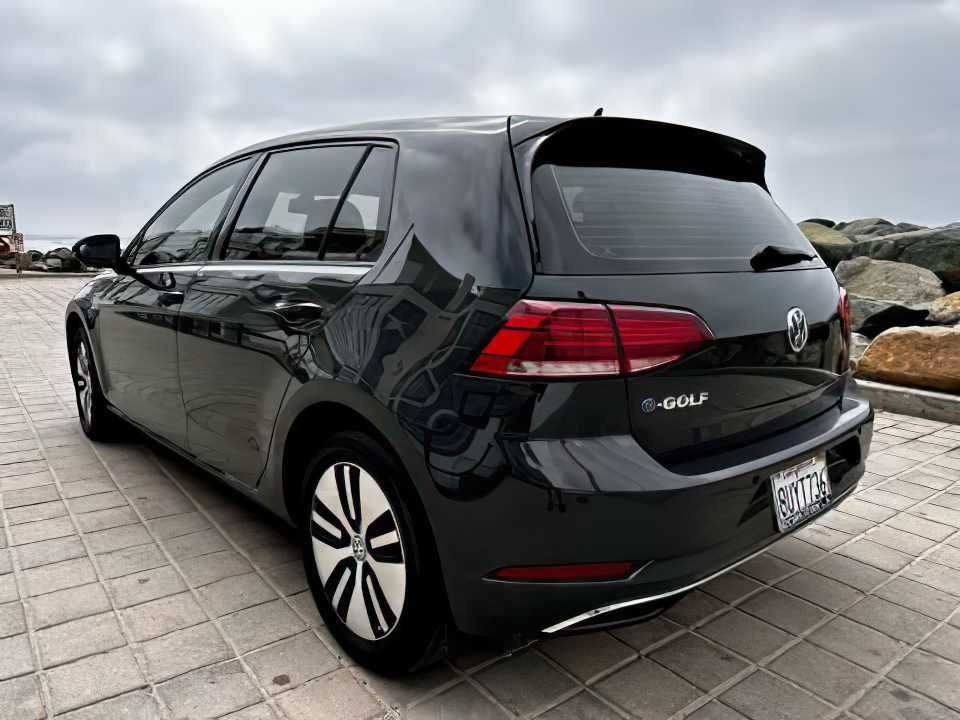 2017 Volkswagen e-Golf