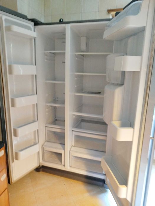 Frigorífico Americano Samsung 340L