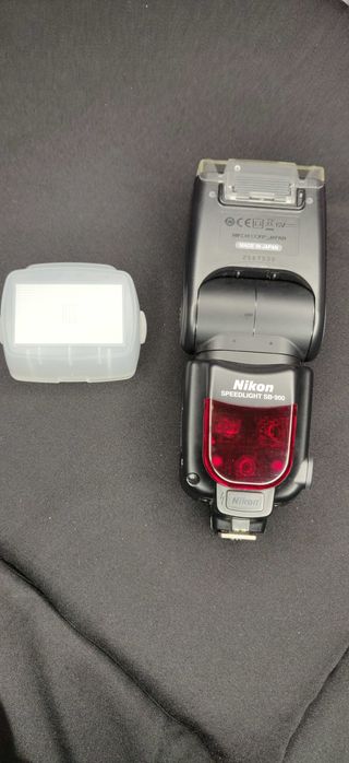 Nikon Speedlight SB-900