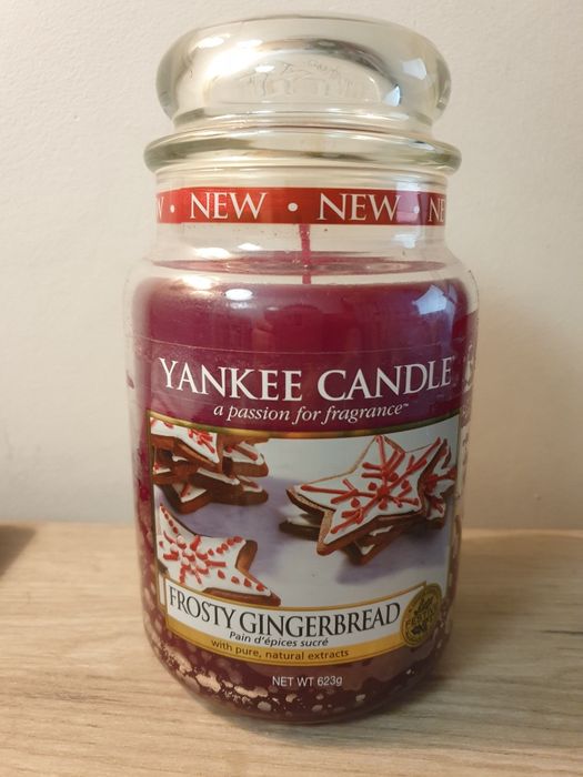 Yankee candle Frosty gingerbread świeca