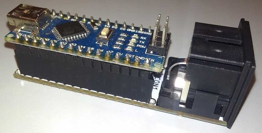 NANO2IEC - emulator stacji dysków do Commodore 64