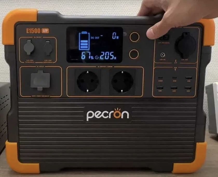 Зарядная электро станция Pecron LiFePO4 1800w зарядна станція