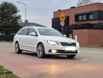 Skoda Superb 2.0 TDI 4 x 4 L & K Biala Perla Skora Navi Bixenon Full Opcja Zamiana