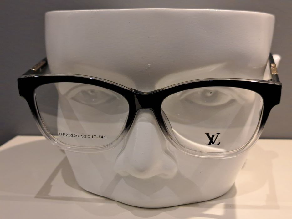 LOUIS VUITTON damskie nowe czarne zerówki oprawki cieniowane