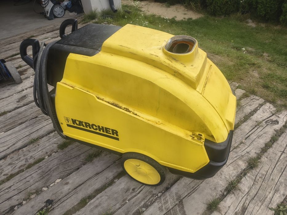 Myjka Karcher HDS 695 ciepła gorąca woda