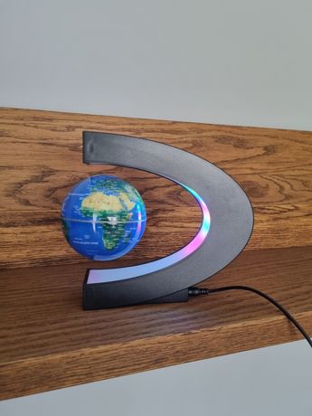 Globus lewitujący magnetyczny podświetlany mapa świata