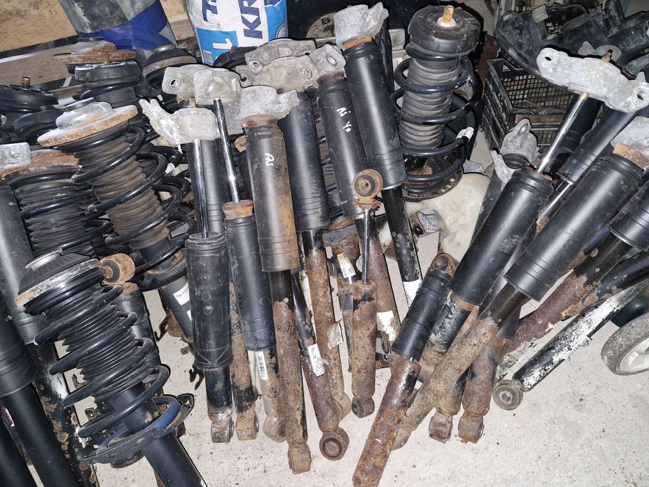 Стійки з пружинами амортизатори Opel Astra J Insignia A B Zafira B C