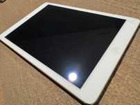 APPLE iPad AIR 9,7" A1474 16GB WiFi srebrny
