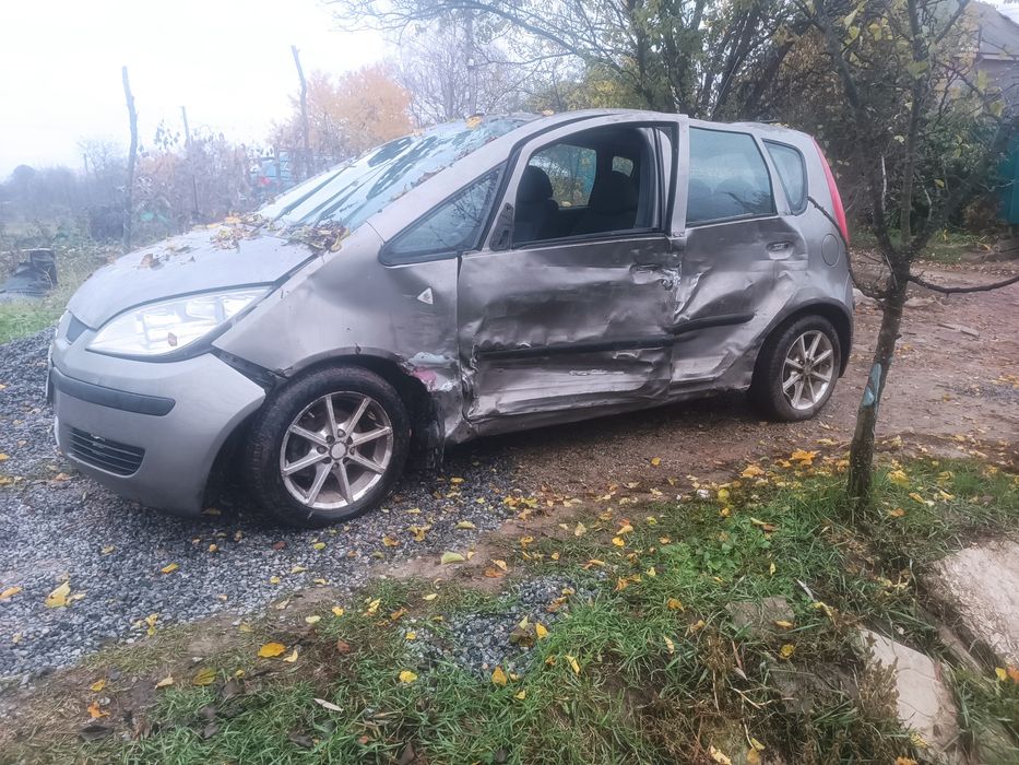 Запчасти Митсубиси кольт 6