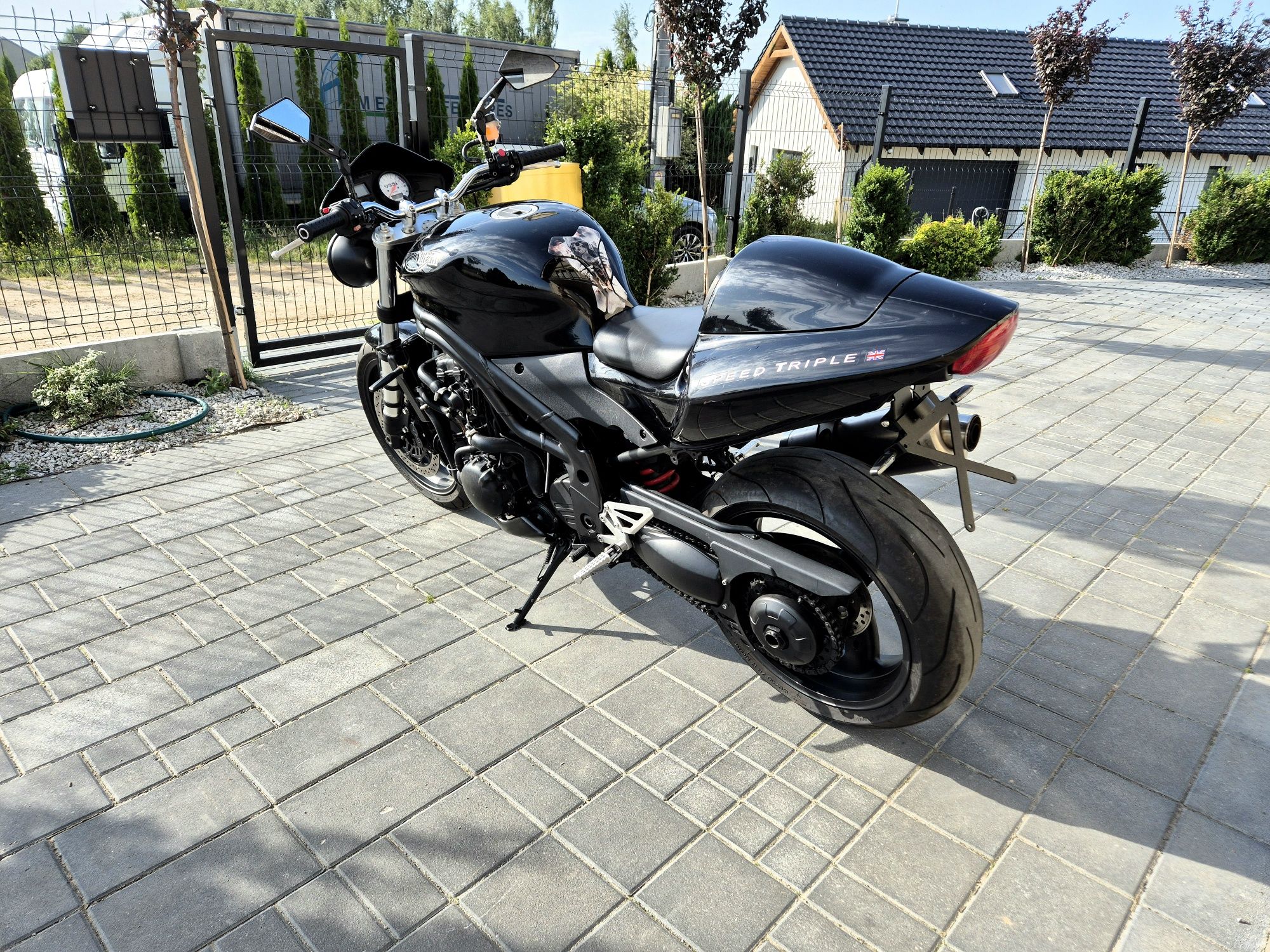 Triumph Speed Triple 955i z 2003 roku, zarejestrowany w Polsce