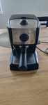 DeLonghi EC156.B ekspres do kawy kolbowy
