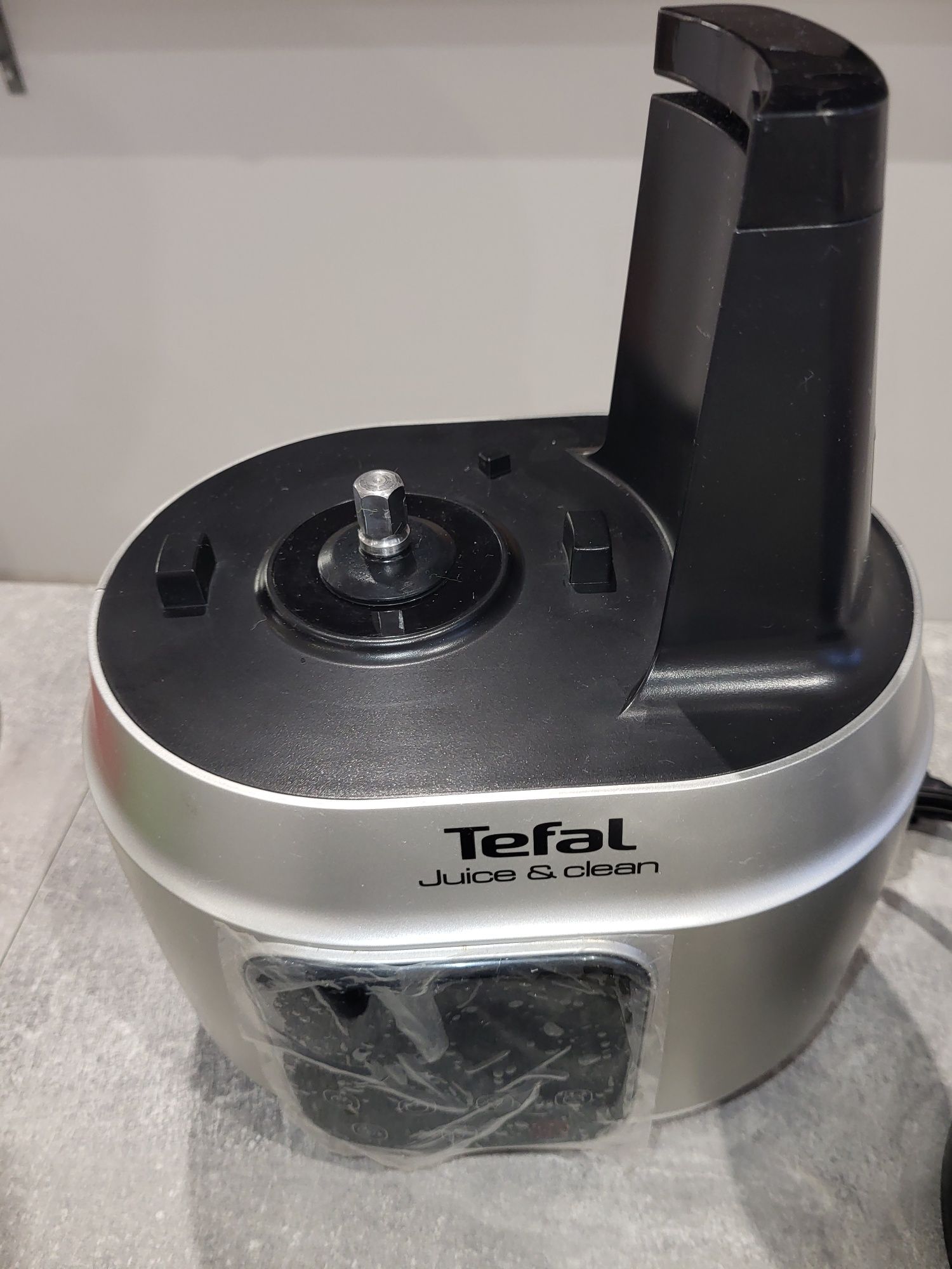 Wyciskarka wolnoobrotowa TEFAL ZC420E38