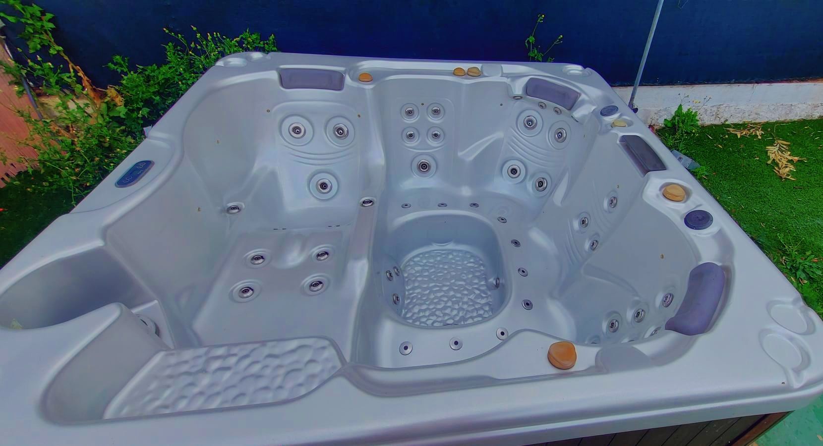 Jacuzzi Wellis SPA