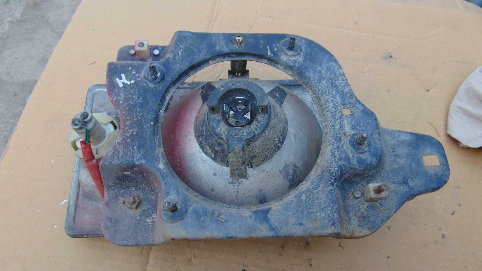 Cze55 Lampa przednia lewa isuzu trooper EU wysyłka