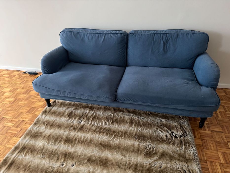 Sofá grande azul stocksund 3 lugares