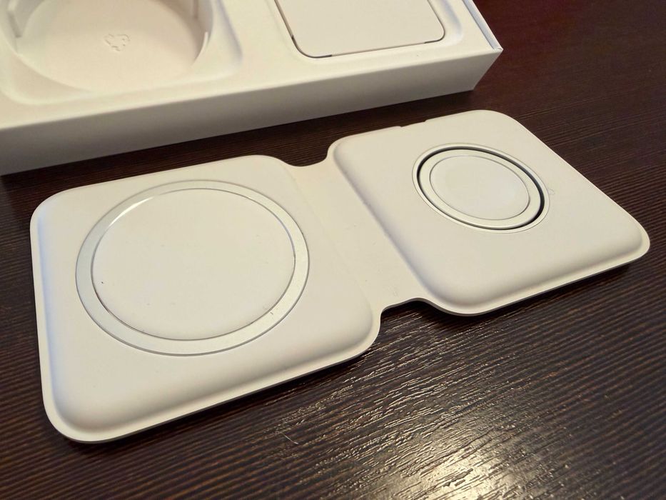 Oryginalna ładowarka Apple MagSafe Duo