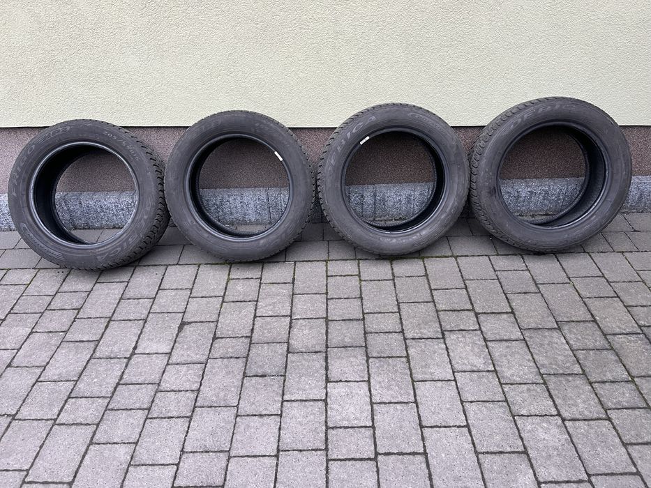 Opony zimowe Dębica Frigo HP-2 .-, 205/55R16