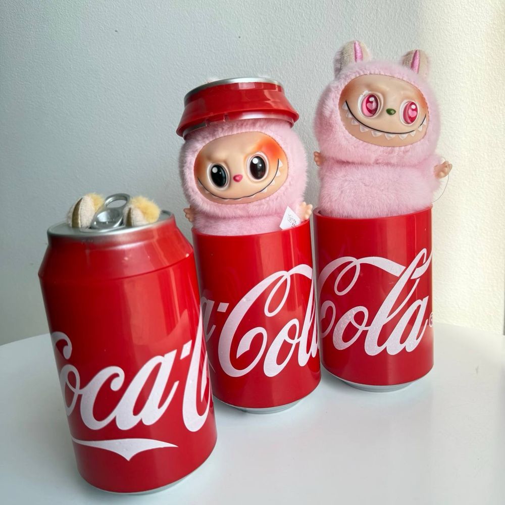Колекційна фігуркаThe Monsters Pop Mart Coca-Cola labubu брелок лабубу