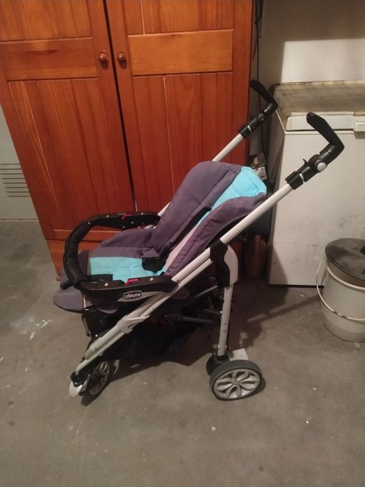 Carrinho bebe trio chicco
