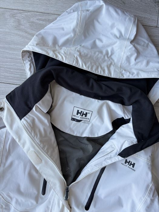 Куртка вітровка Helly Hansen Tech M білого кольору жіноча