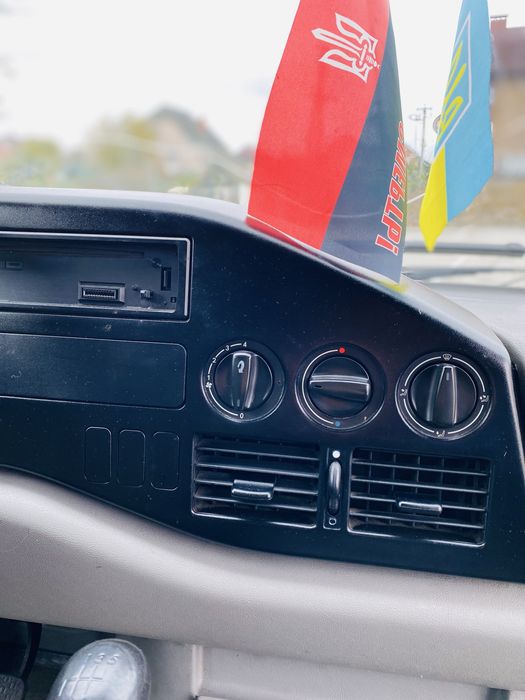 Продам  ЛТ35 фольфаген в хорошому  стані