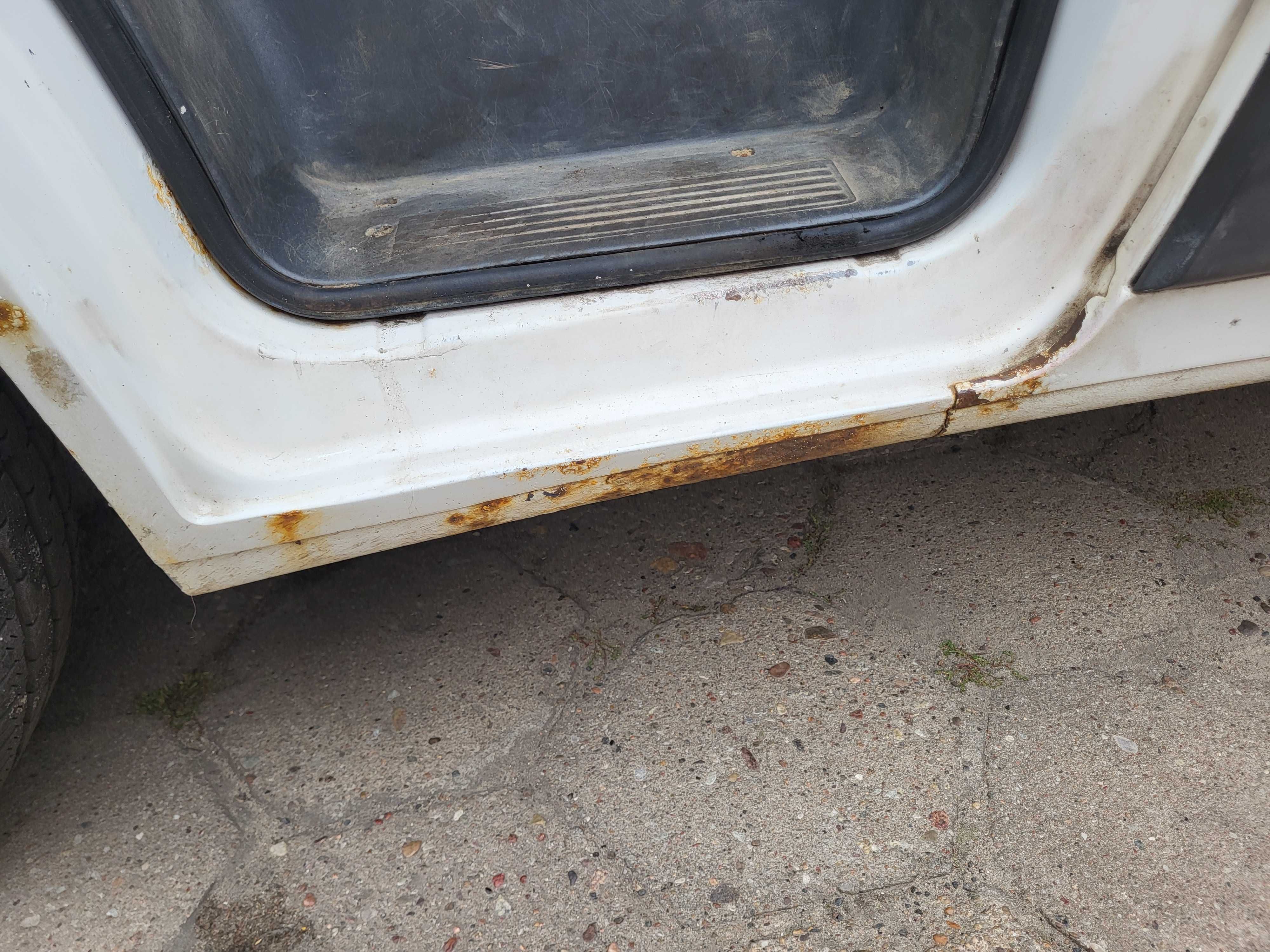 Autolaweta Peugeot Boxer 2,2 Diesel 120KM rok 2011 klima, 7os. EXPORT