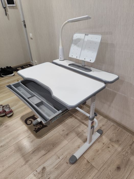 Парта стіл письмовий Cubby для школяра