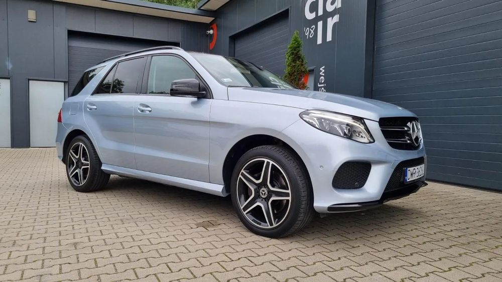 Mercedes-Benz GLE Pakiet AMG Salon Polska Serwisowany w ASO Panorama Pakiet Night