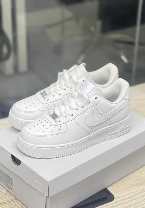 NikeAirForce1Low07Whiter R.38.5