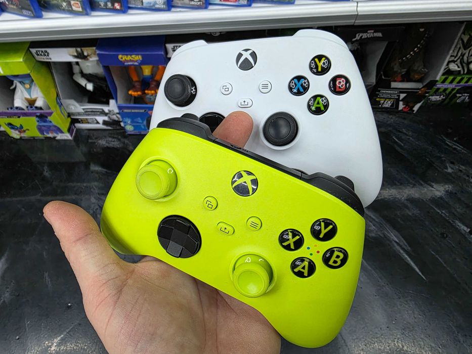 Konsola Xbox Series S 512GB + 2 pady Gwarancja 12 mc SKLEP ZAMIANA