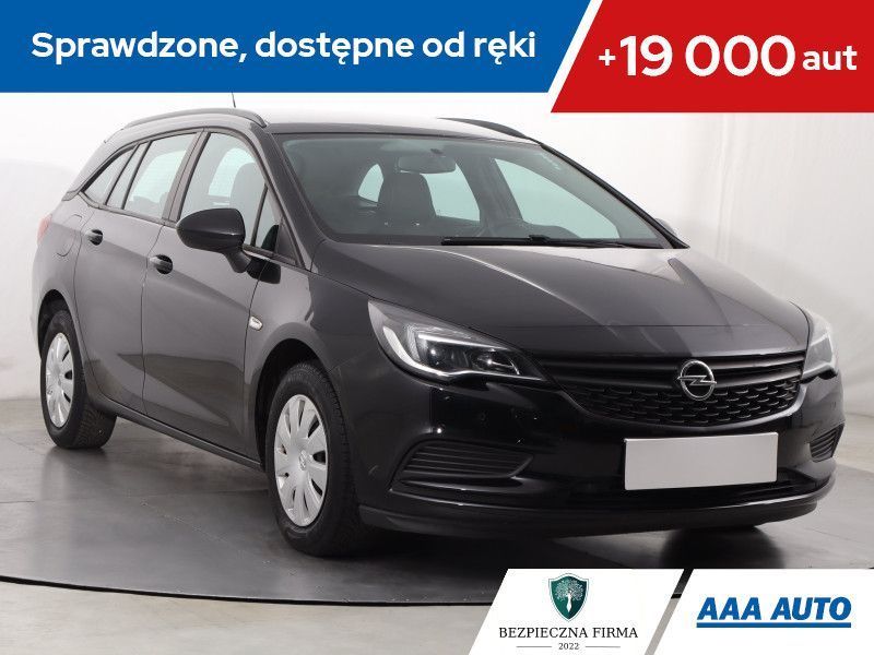 Opel Astra 1.6 CDTI Active , Klima, Tempomat, Parktronic, Podgrzewane siedzienia