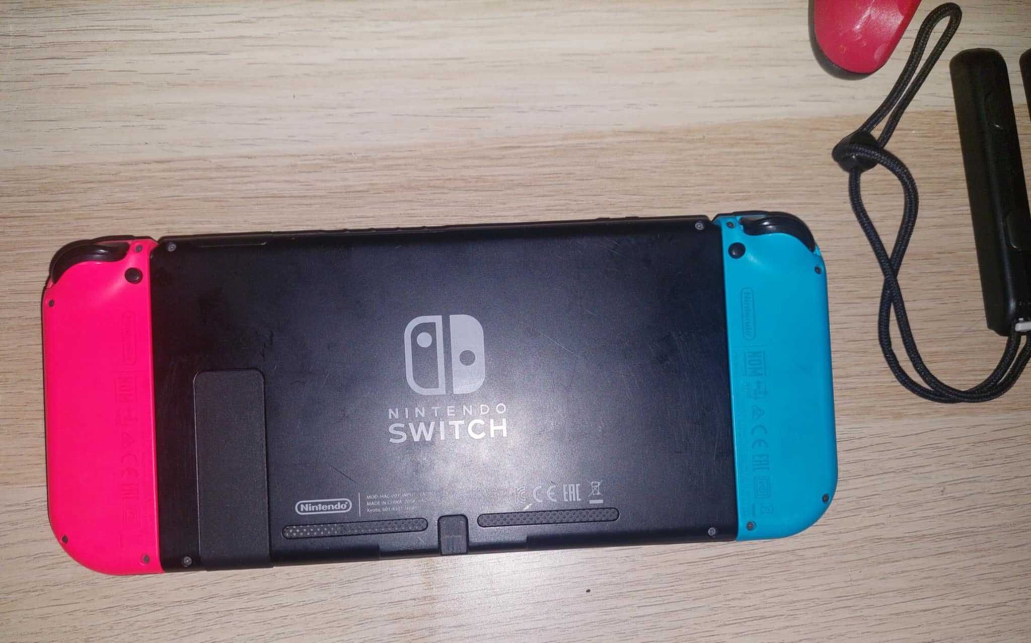 Nintendo Switch V1 + Dock + Comando Extra + Lego worlds