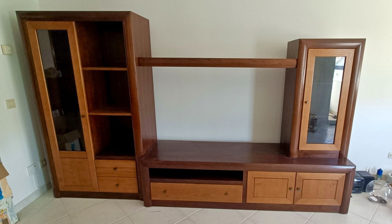 Movel grande de sala + mesa de apoio