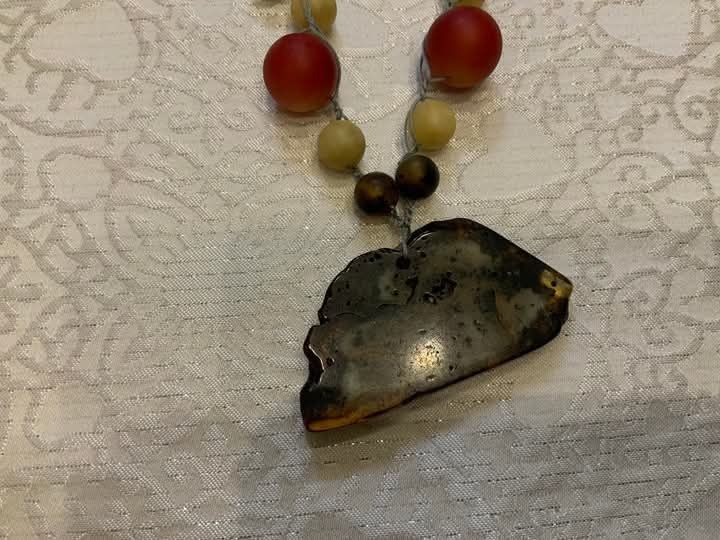 Naszyjnik bursztynowy