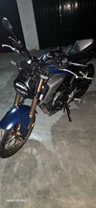 Honda cb125r como nova