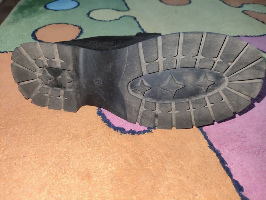 Продам туфли лоферы 42 рамер