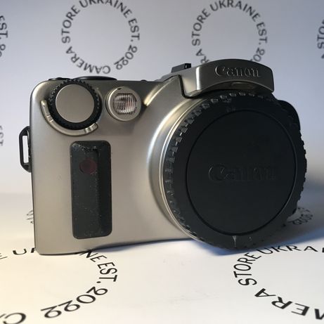 Плівкова камера Canon EOS IX під APS плівку