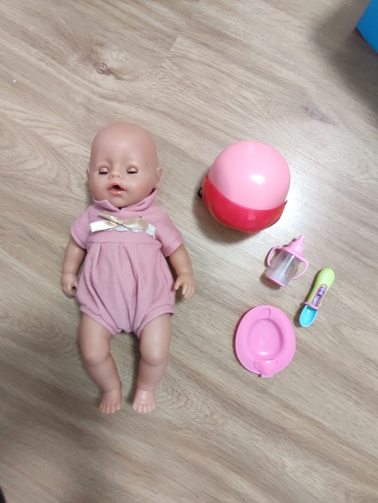 Lalka bobas z akcesoriami