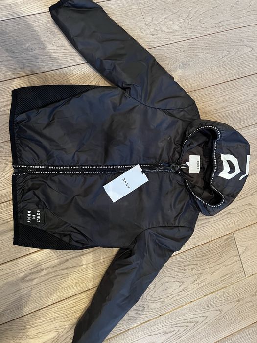 Kurtka wiosenna DKNY rozm 4 lata