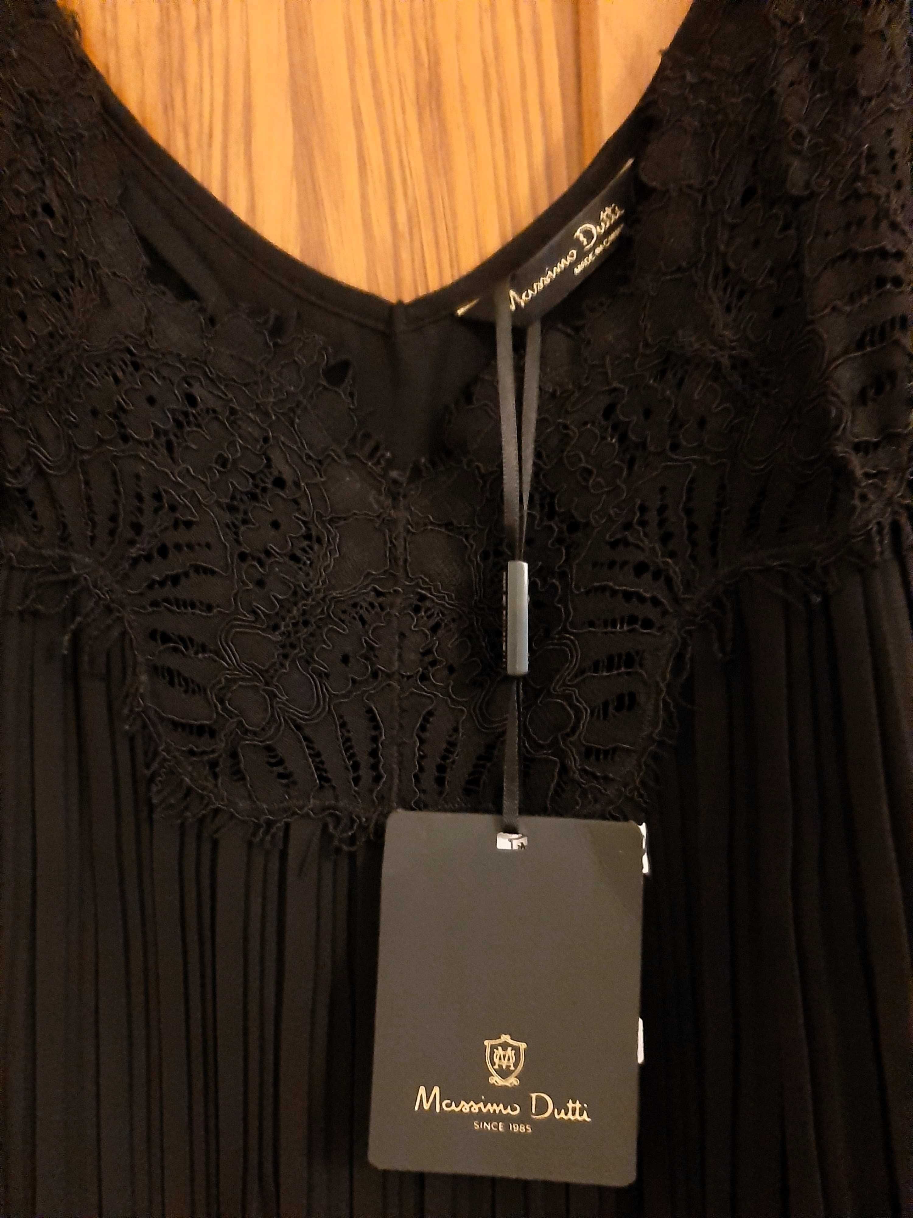 Top preto plissado com renda Massimo Dutti