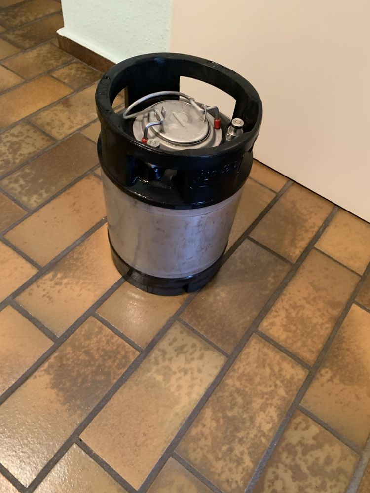 Keg Cornelius 9l beczka pojemnik ciśnueniowy