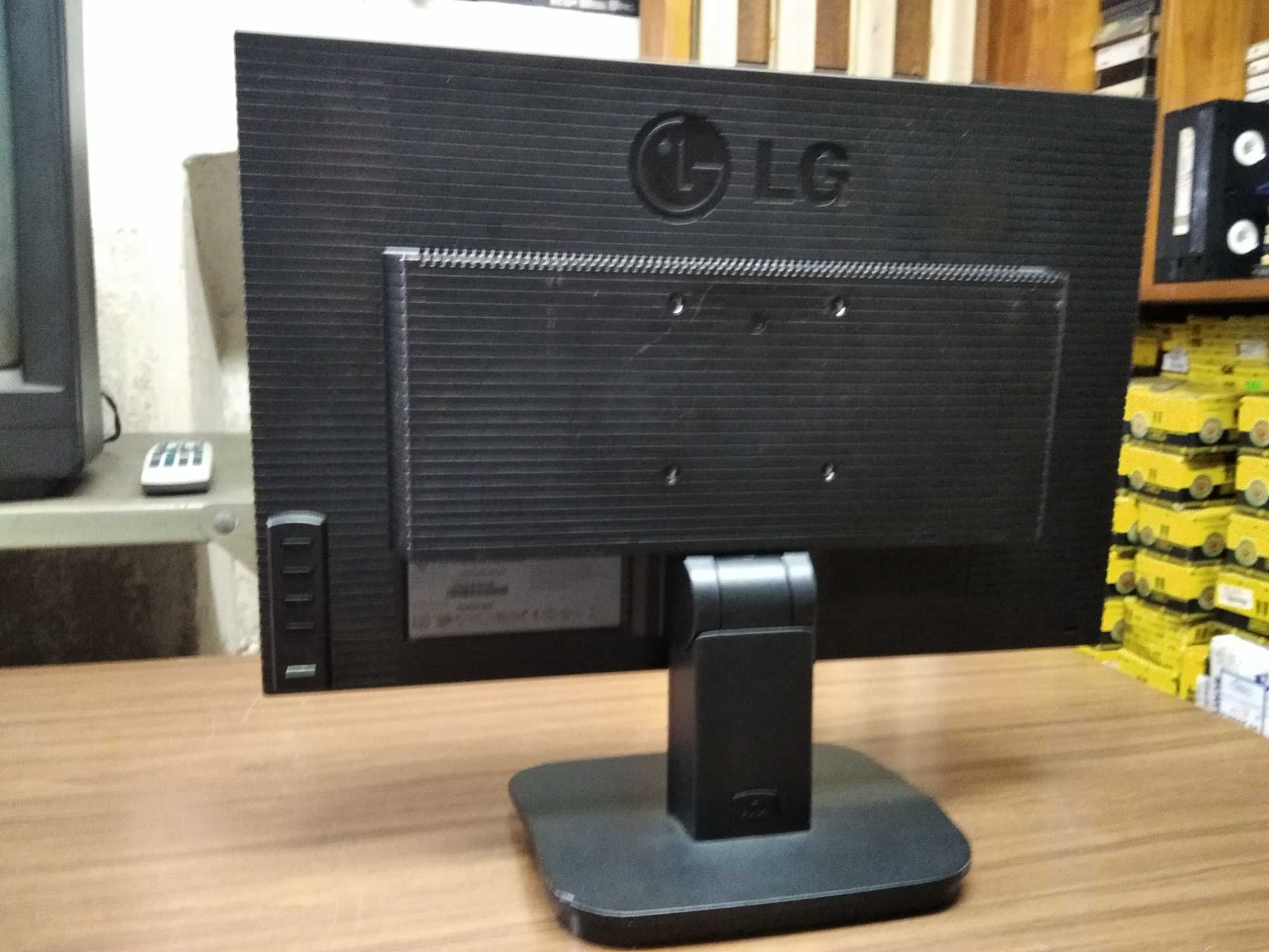 Monitor 19" LG Flatron L192WS-SN