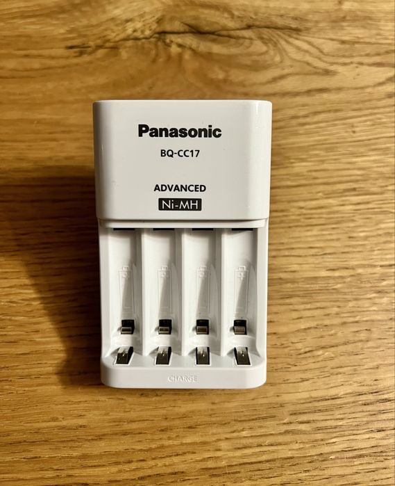 Ładowarka Panasonic Eneloop BQ-CC17 NOWA