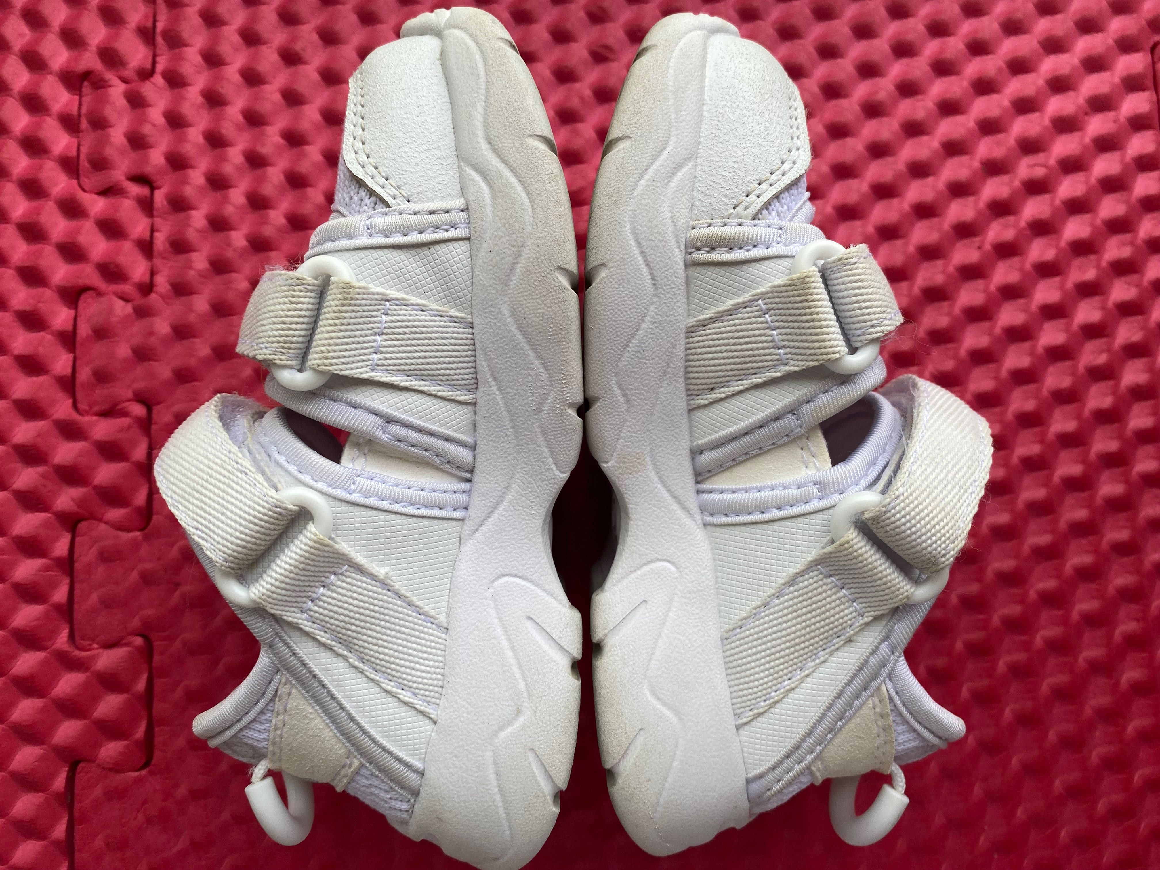 Fila кросівки 24 розмір